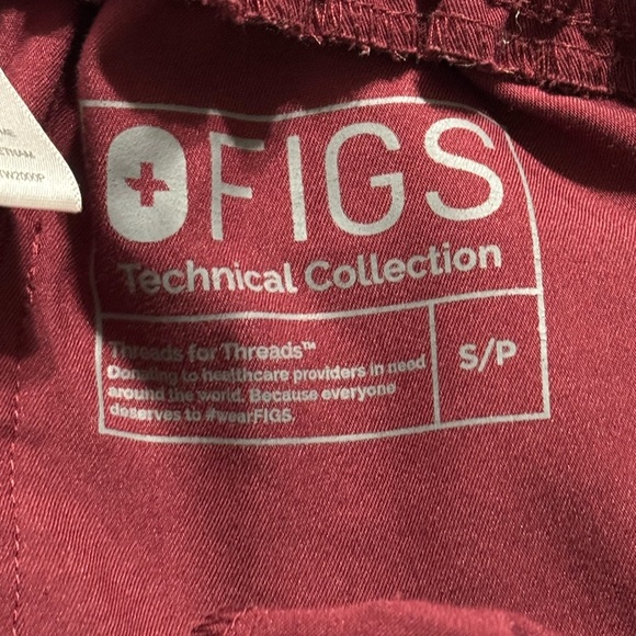 FIGS Technical Collection Burgundy Pants Scrubs Size S Hospital Work Nurse RN - Picture 6 of 8